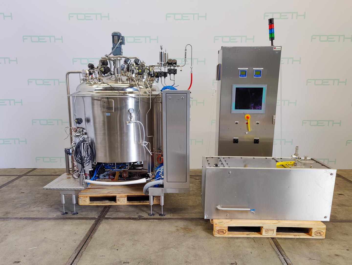 Applikon Legacy production bioreactor 750/940 L